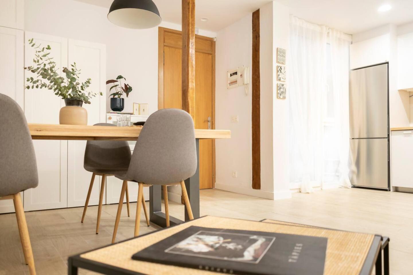 Precioso Apartamento Recien Reformado Pleno Centro Pamplona Exterior photo